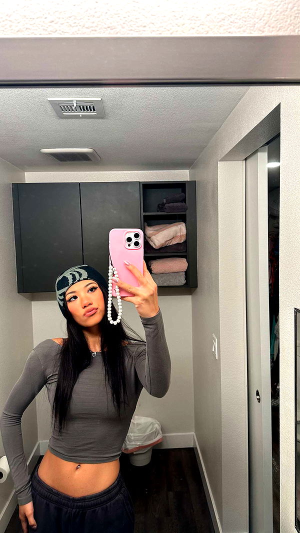 jaynagirl image ~ Altpins