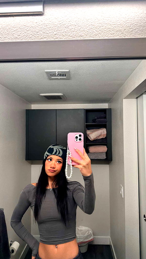 jaynagirl image ~ Altpins