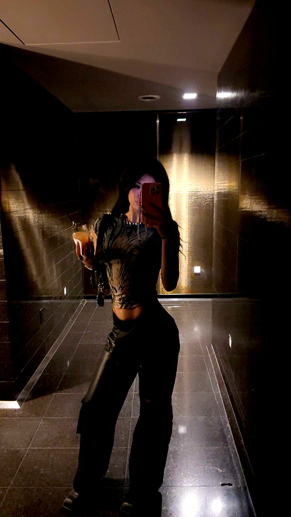 jaynagirl image ~ Altpins