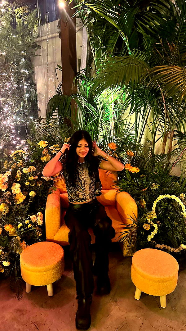 jaynagirl image ~ Altpins