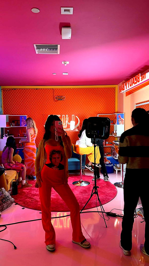 jaynagirl image ~ Altpins