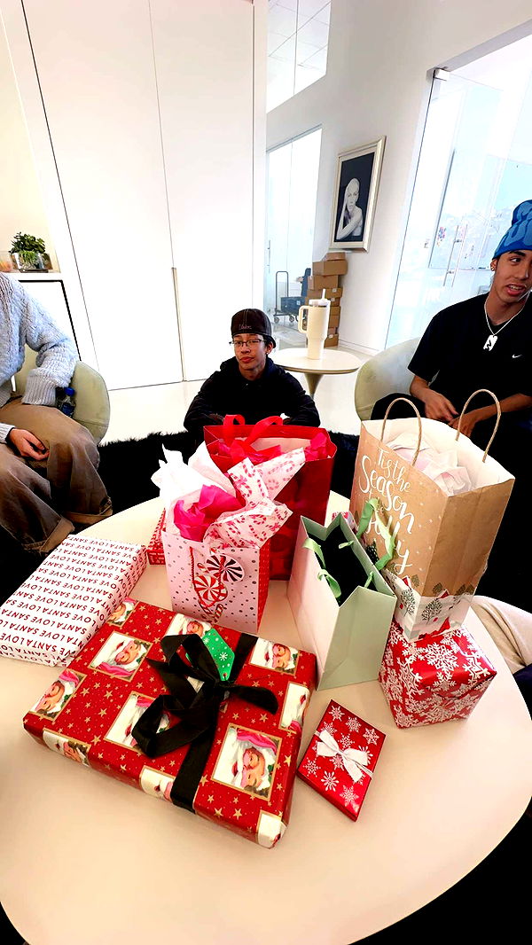 jaynagirl image ~ Altpins