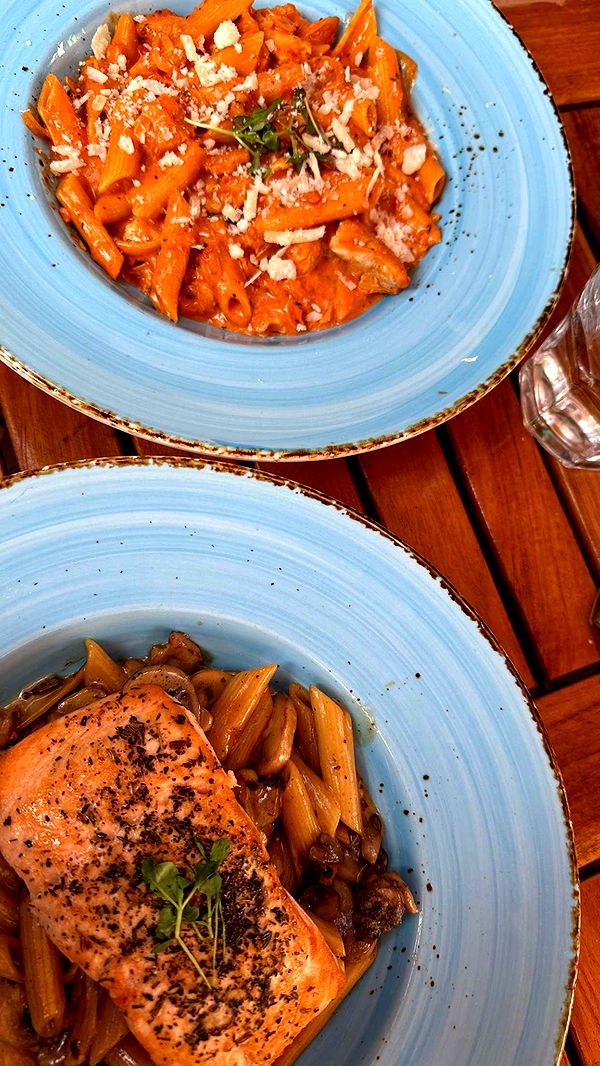 jaynagirl image ~ Altpins