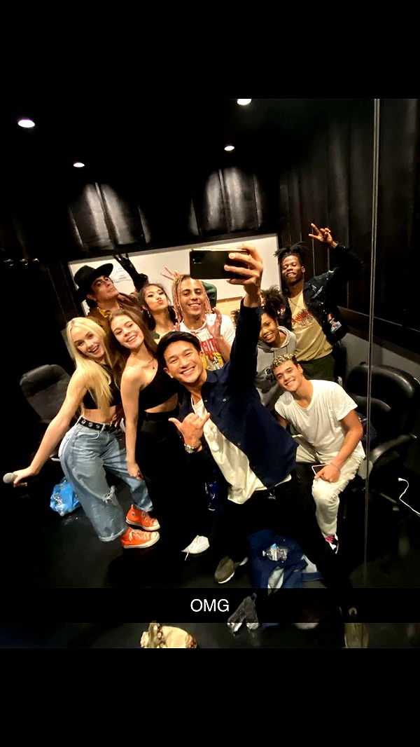 jaynagirl image ~ Altpins