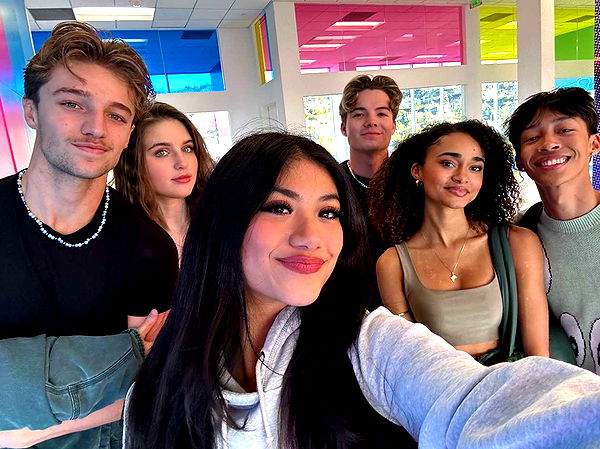 jaynagirl image ~ Altpins