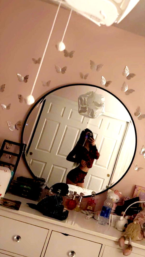 jaynagirl image ~ Altpins