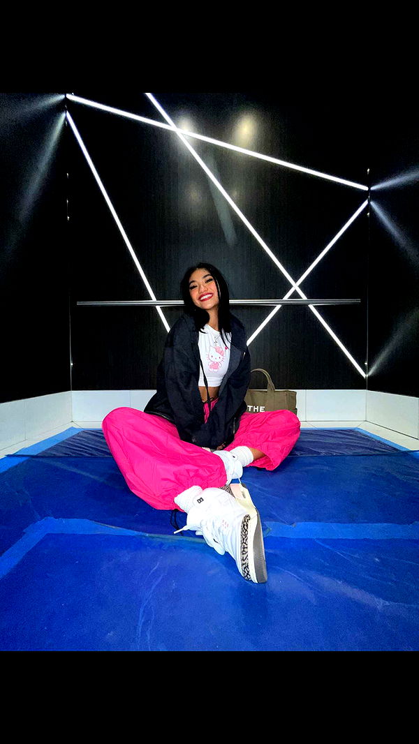 jaynagirl image ~ Altpins