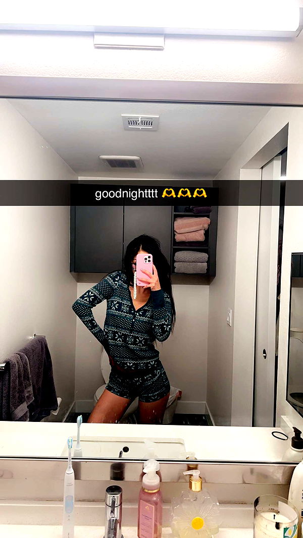 jaynagirl image ~ Altpins