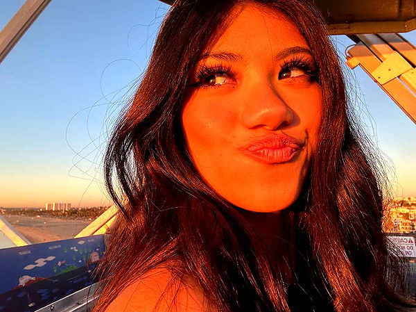 jaynagirl image ~ Altpins