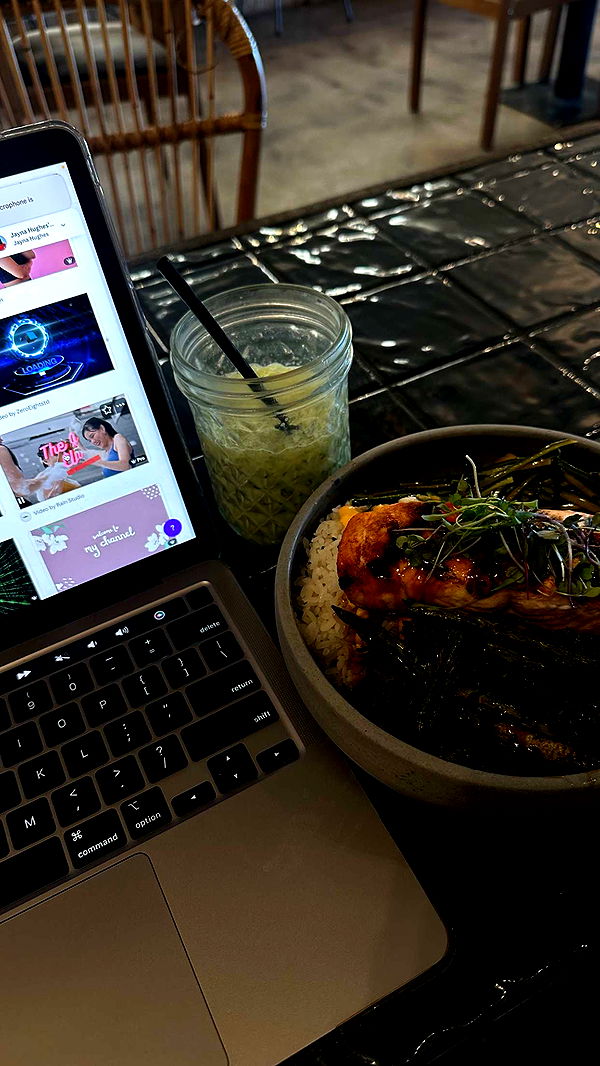 jaynagirl image ~ Altpins