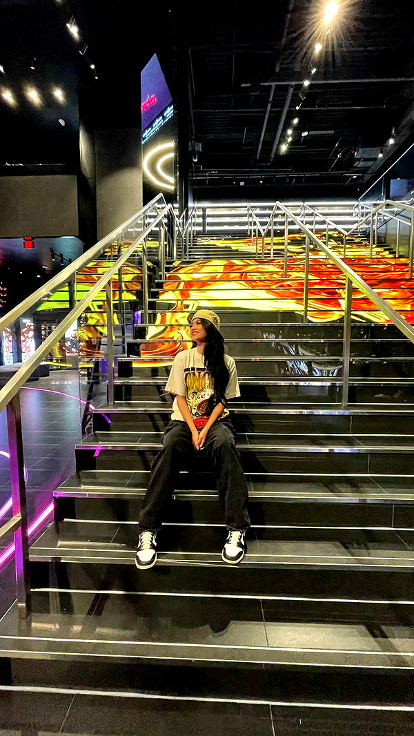 jaynagirl image ~ Altpins