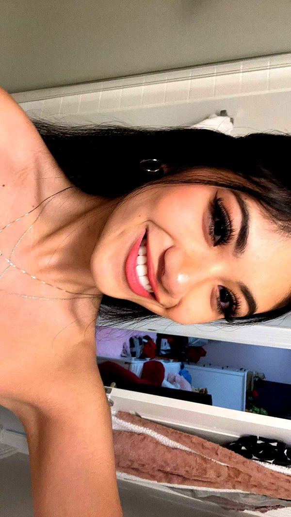 jaynagirl image ~ Altpins