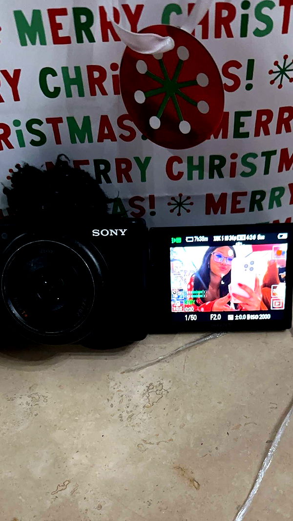 jaynagirl image ~ Altpins