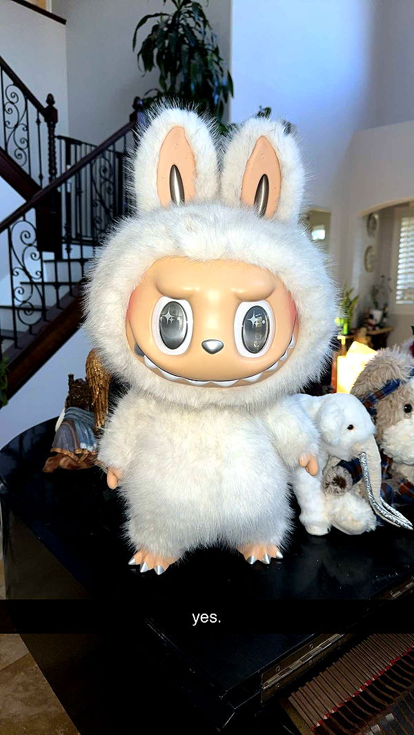 jaynagirl image ~ Altpins