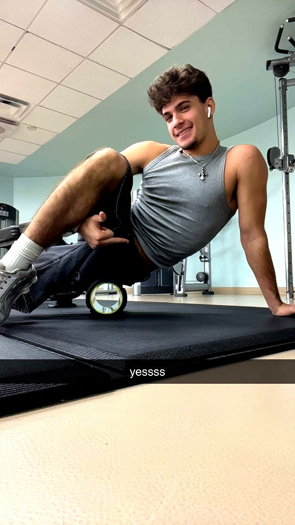 jaynagirl image ~ Altpins