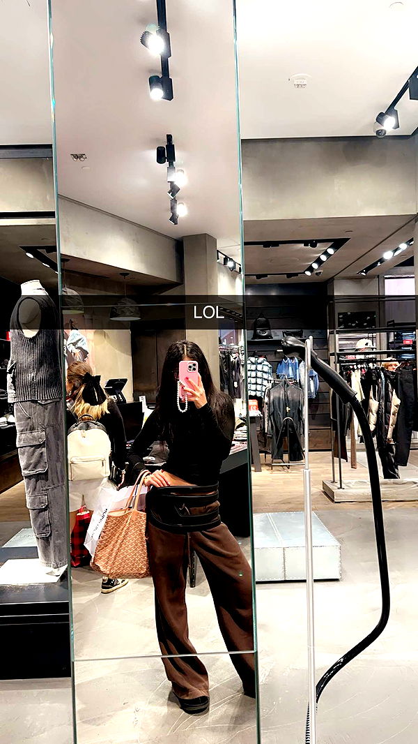 jaynagirl image ~ Altpins