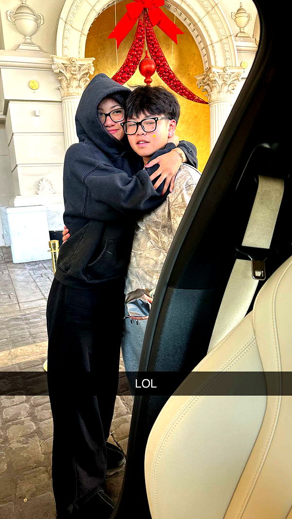 jaynagirl image ~ Altpins