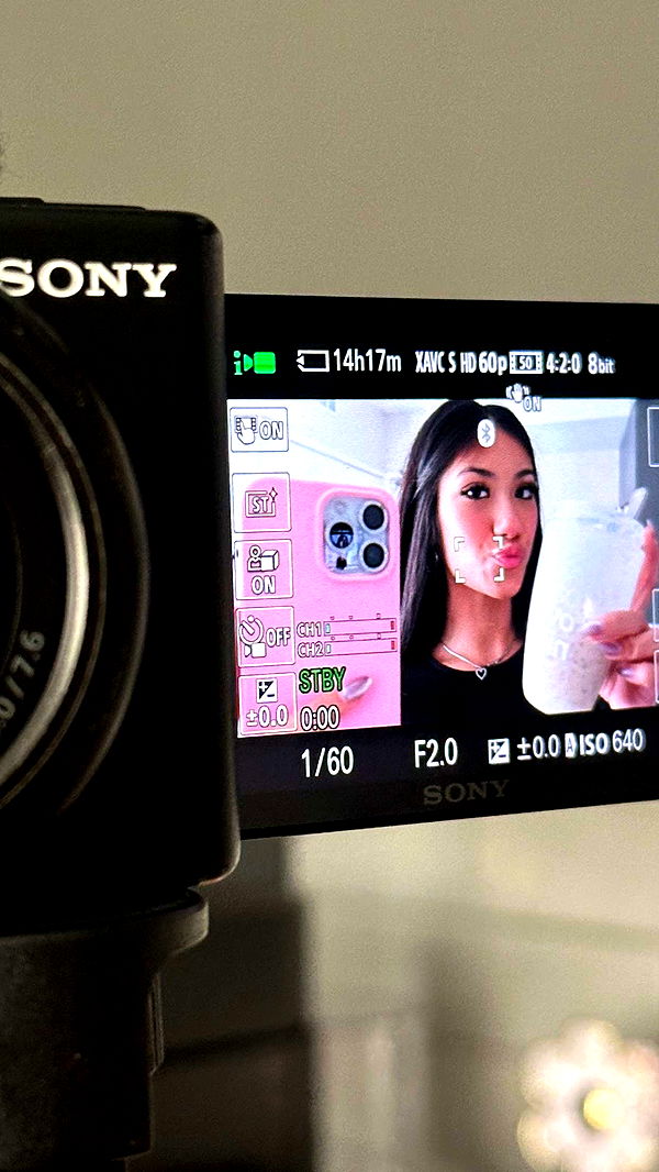 jaynagirl image ~ Altpins