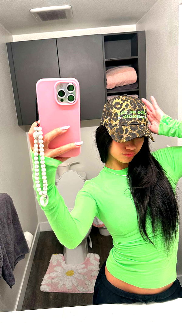 jaynagirl image ~ Altpins