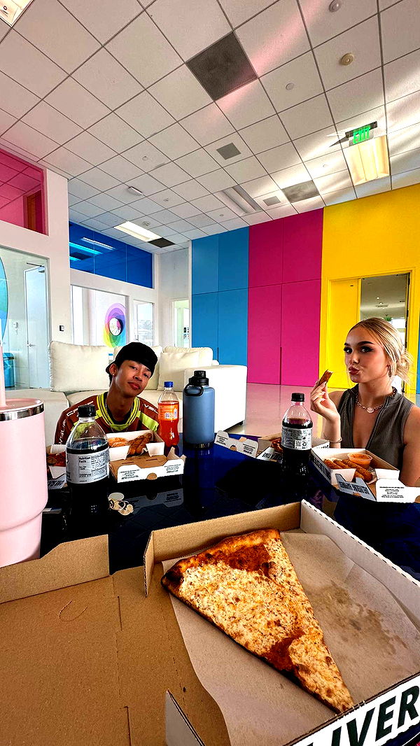 jaynagirl image ~ Altpins