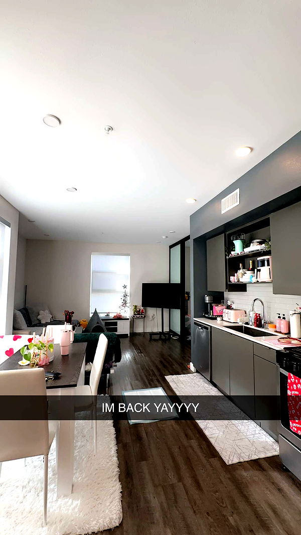 jaynagirl image ~ Altpins