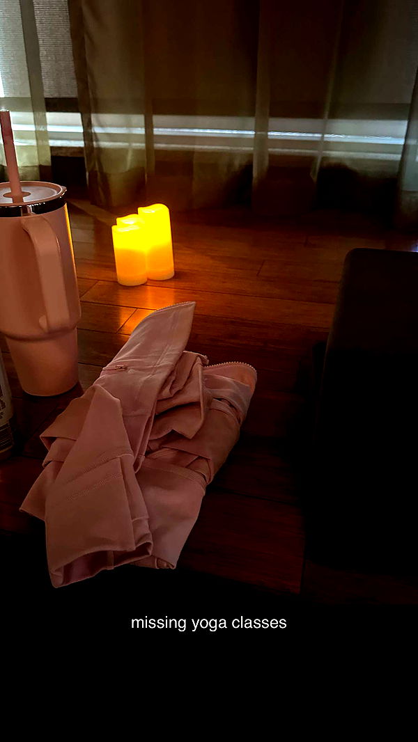 jaynagirl image ~ Altpins