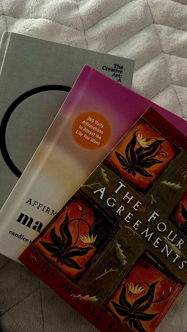 jaynagirl image ~ Altpins