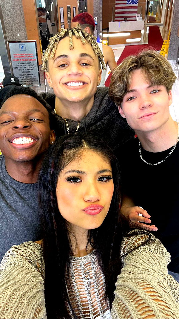 jaynagirl image ~ Altpins