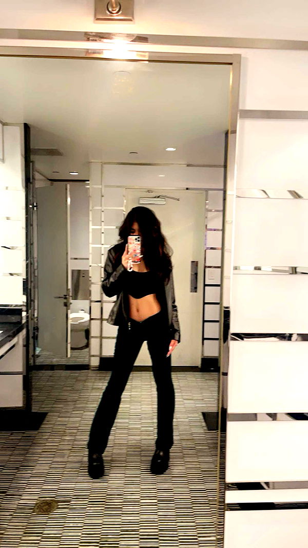 jaynagirl image ~ Altpins