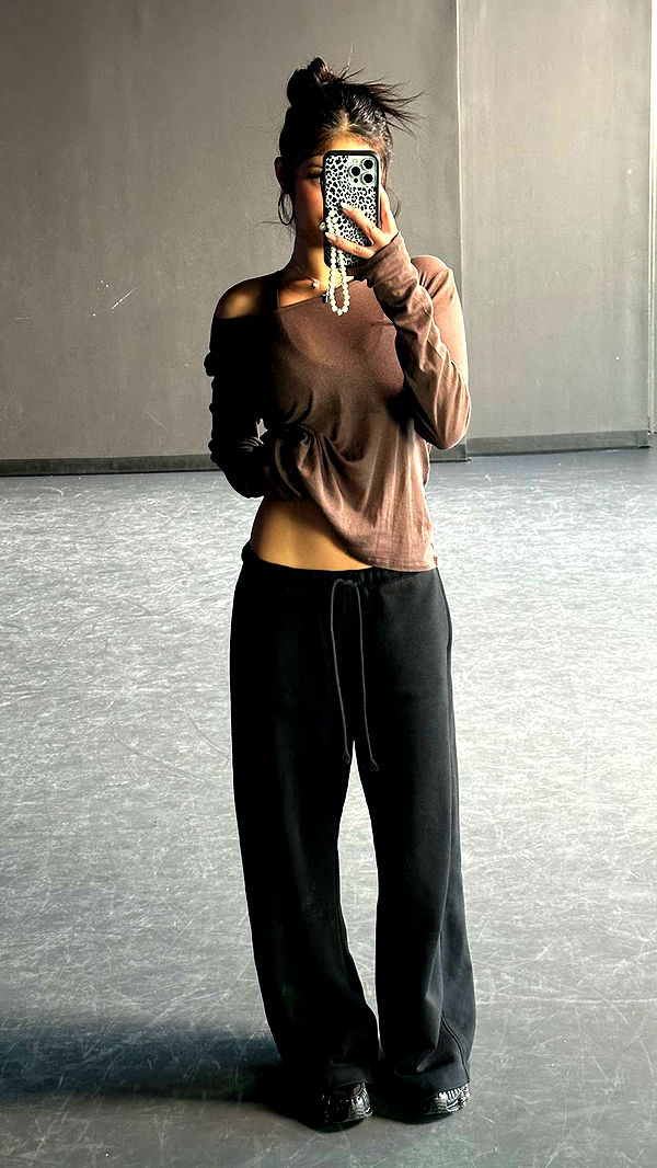 jaynagirl image ~ Altpins