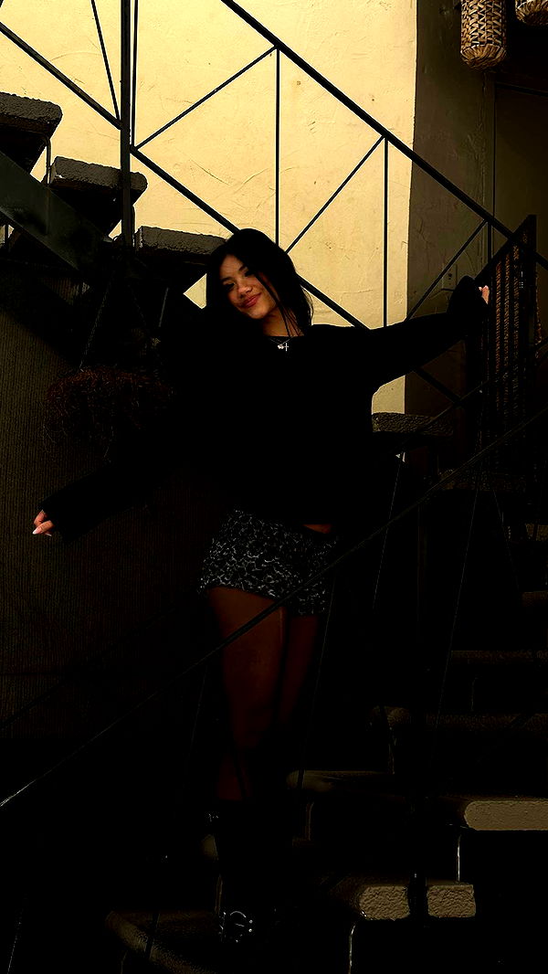 jaynagirl image ~ Altpins