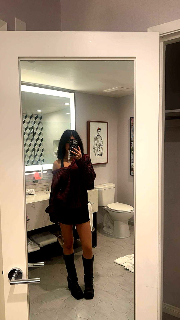 jaynagirl image ~ Altpins