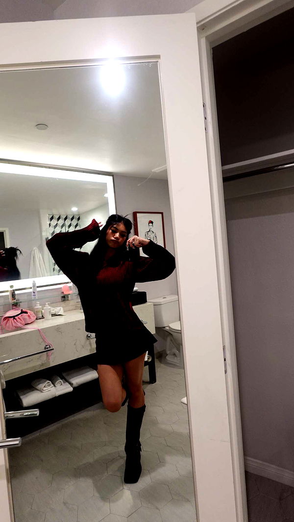 jaynagirl image ~ Altpins