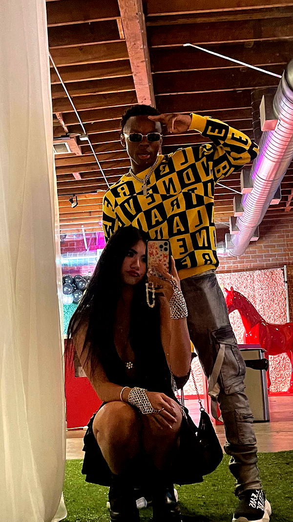 jaynagirl image ~ Altpins