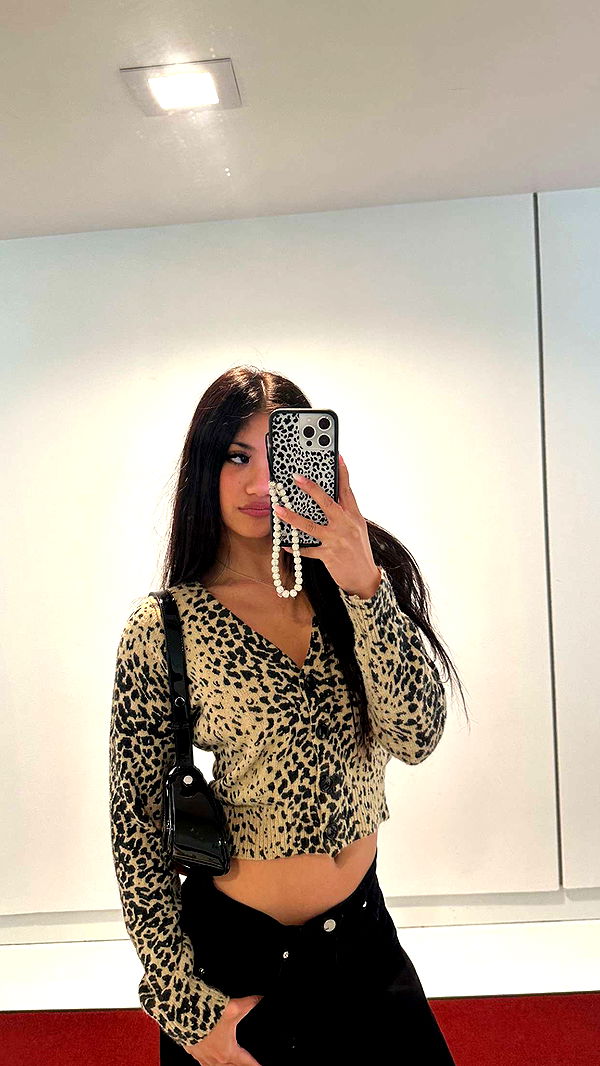 jaynagirl image ~ Altpins