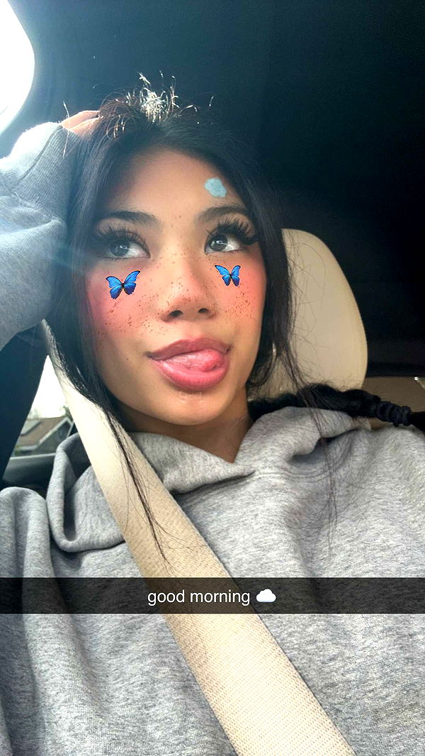 jaynagirl image ~ Altpins