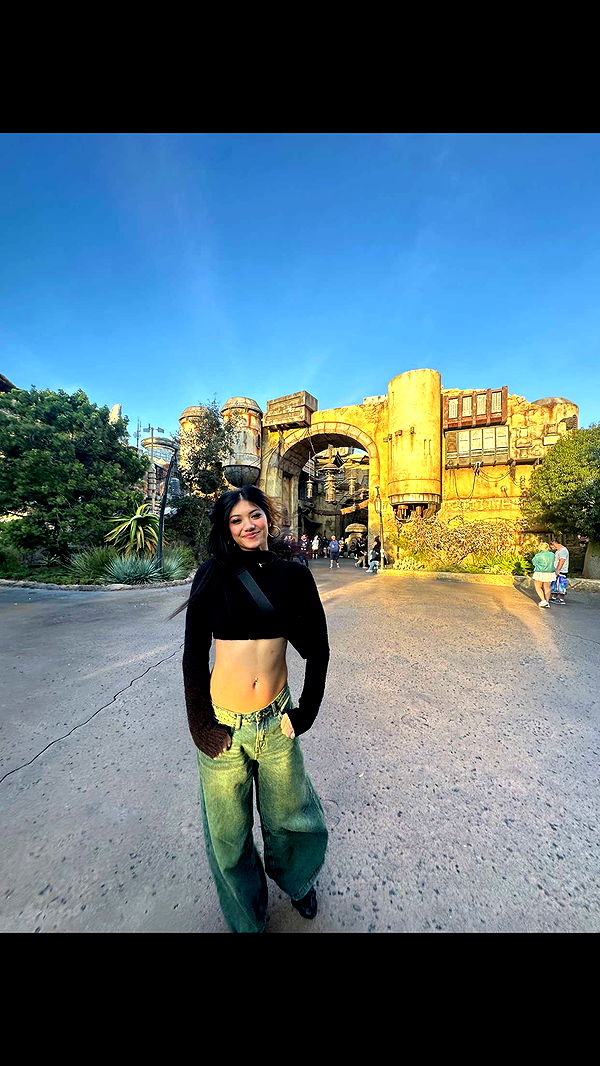 jaynagirl image ~ Altpins