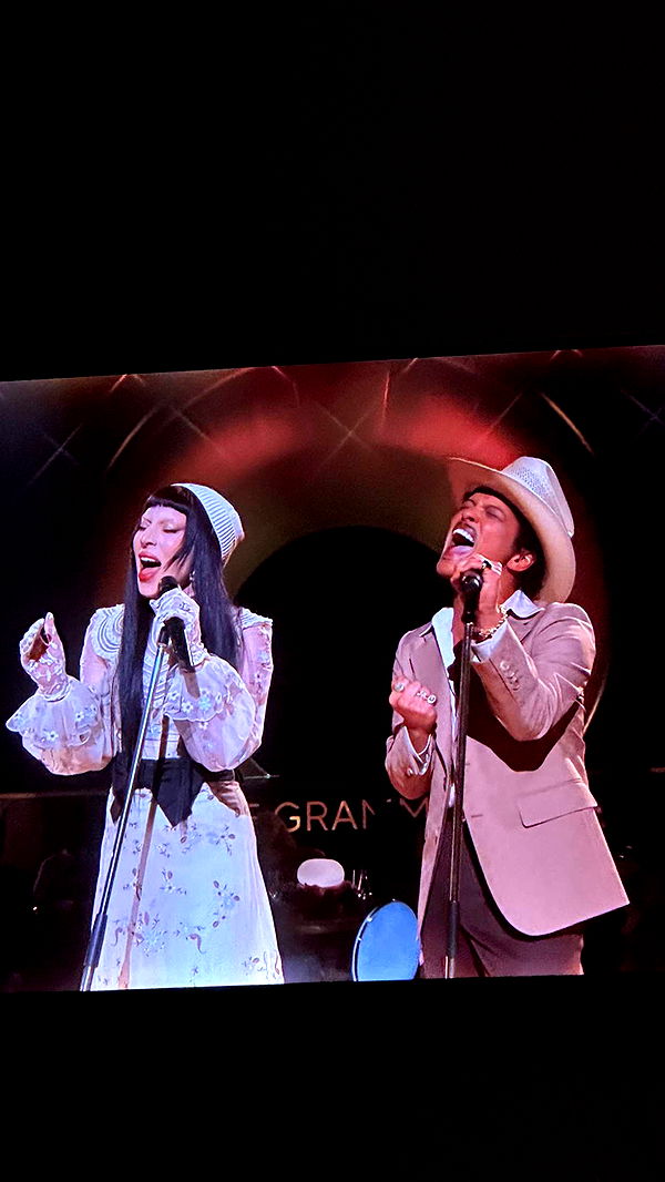 jaynagirl image ~ Altpins