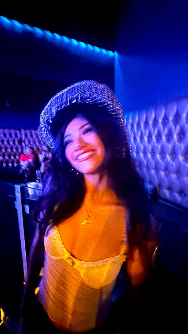 jaynagirl image ~ Altpins