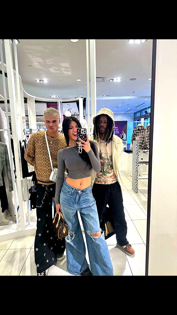 jaynagirl image ~ Altpins