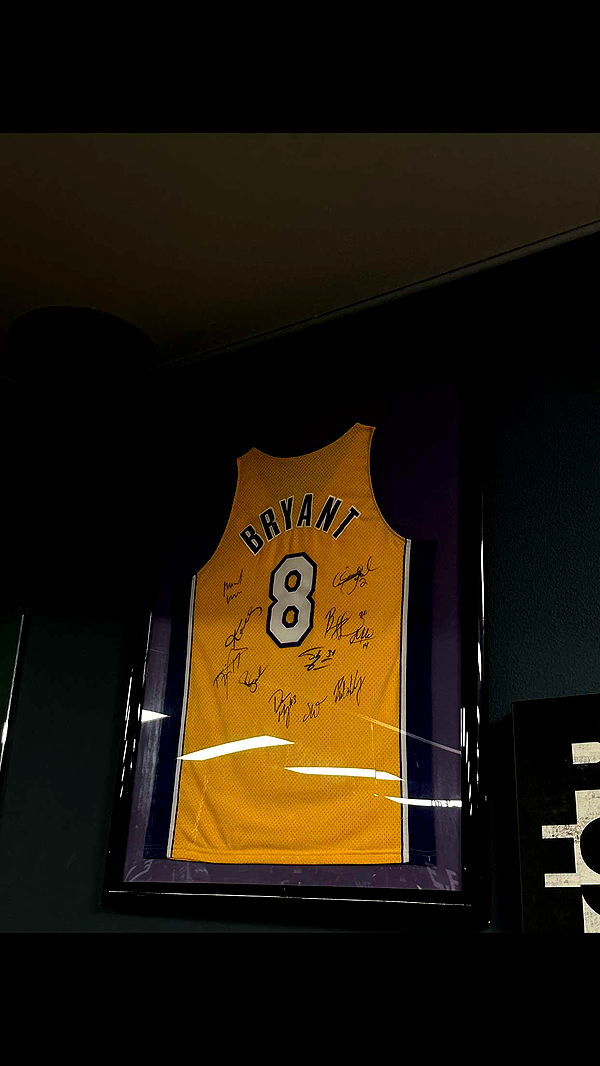 jaynagirl image ~ Altpins