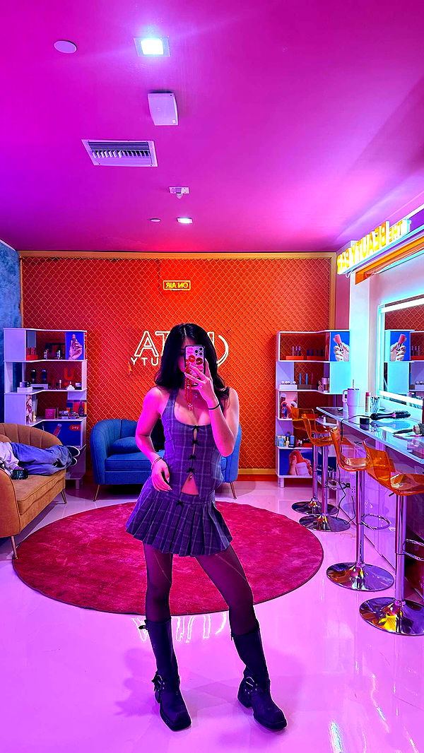 jaynagirl image ~ Altpins