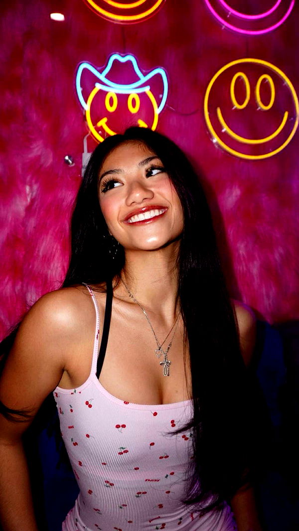 jaynagirl image ~ Altpins