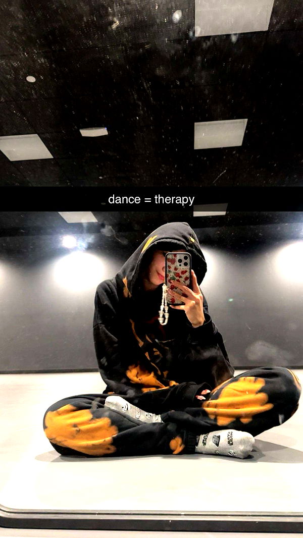 jaynagirl image ~ Altpins