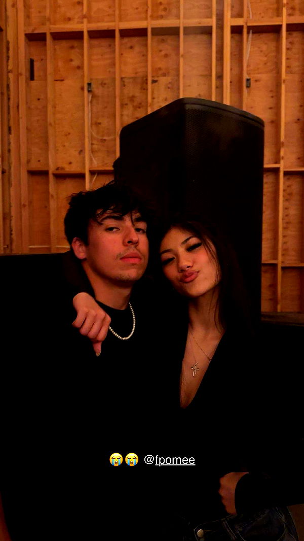 jaynagirl image ~ Altpins