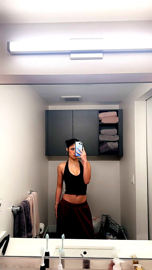 jaynagirl image ~ Altpins