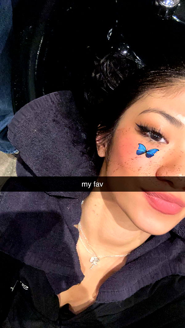 jaynagirl image ~ Altpins