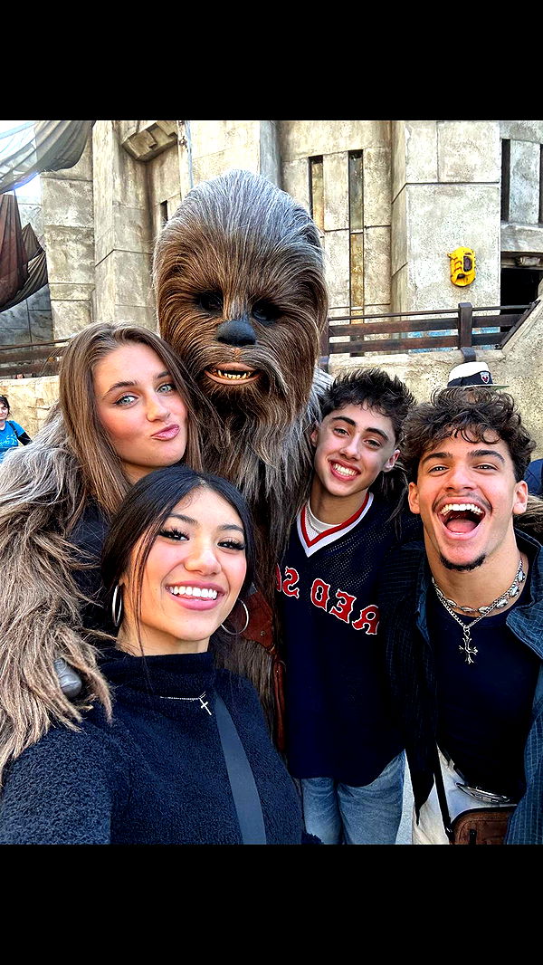 jaynagirl image ~ Altpins