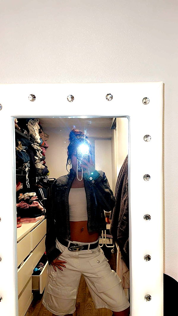 jaynagirl image ~ Altpins