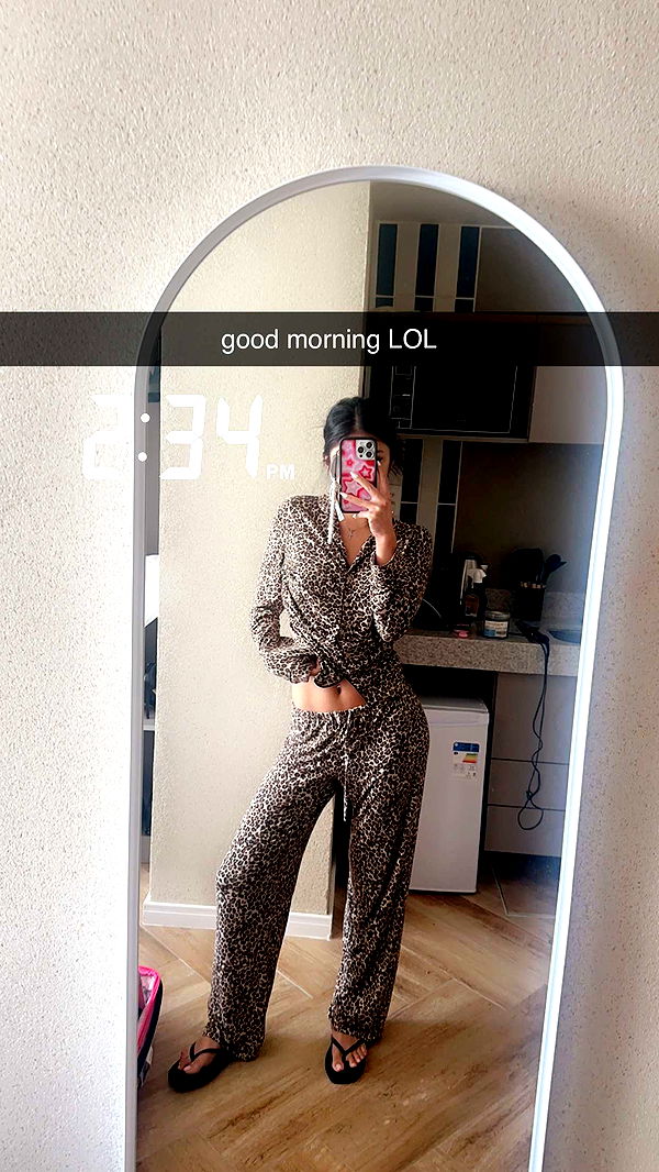 jaynagirl image ~ Altpins